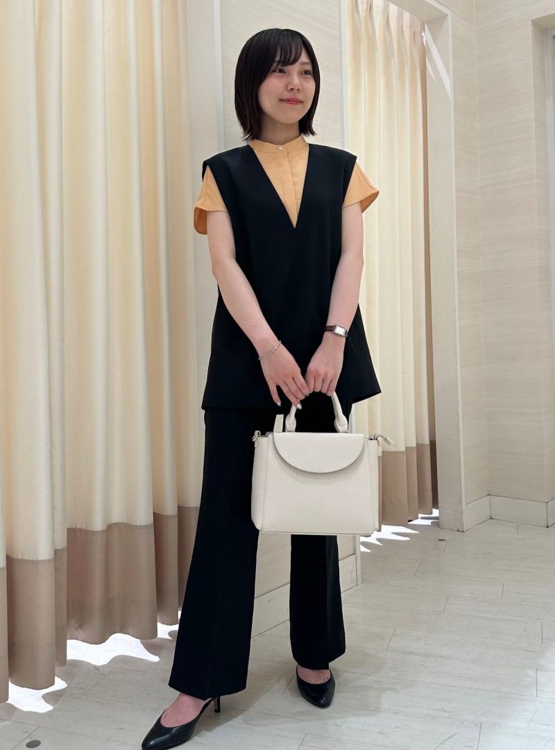 インナーで華やかに⭐︎