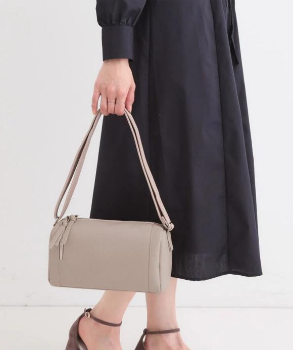 ダブルジップショルダーバッグ