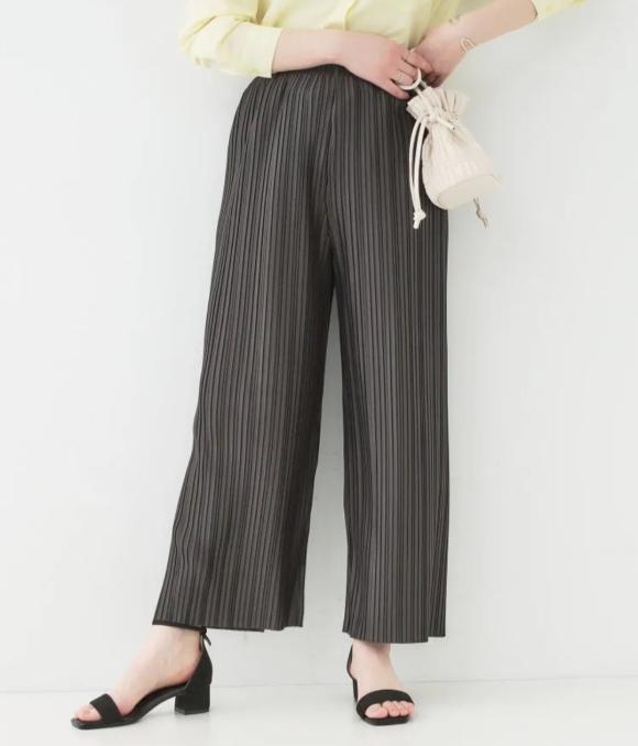 カットプリーツパンツ